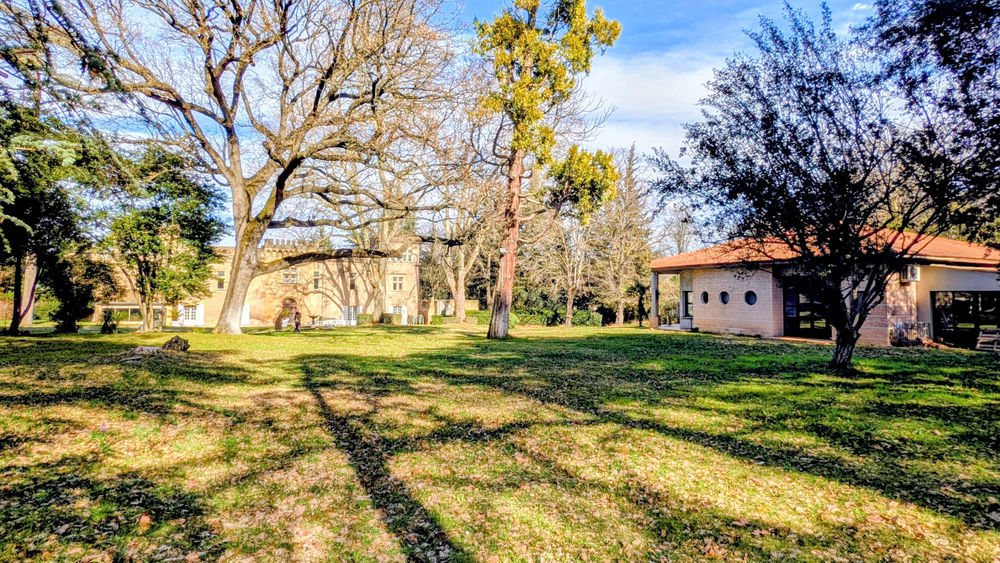 � vendre  Propri�t�/ch�teau Chusclan (30200)