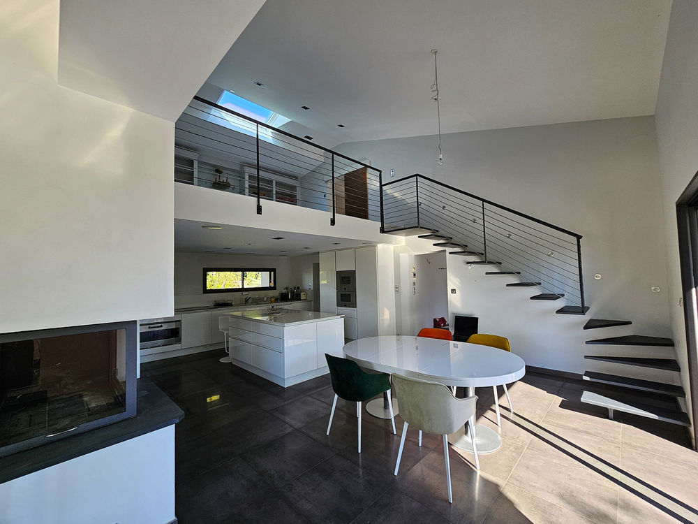 � vendre  Propri�t�/ch�teau Rochefort-du-Gard (30650)