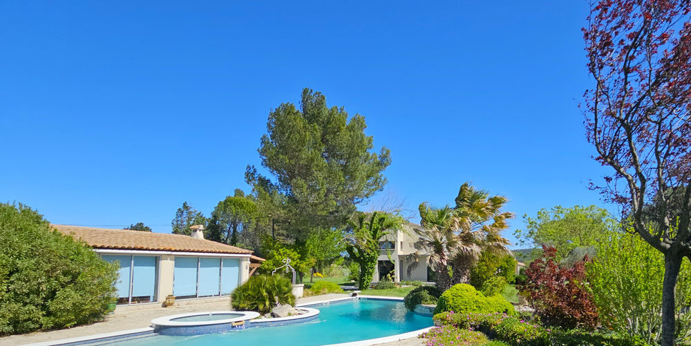 � vendre  Propri�t�/ch�teau Rochefort-du-Gard (30650)