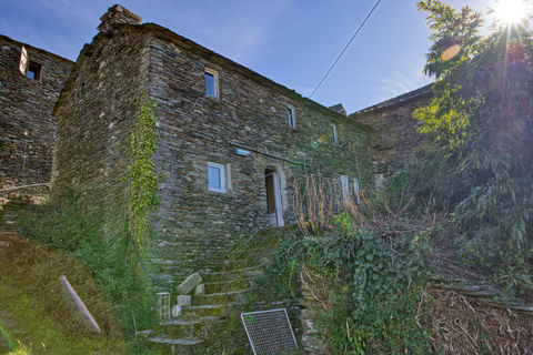   Mas de Hameau T4 avec Terrain Maison - 4 pi�ce(s) - 80 m�