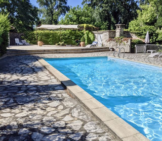  Propri�t�/ch�teau � vendre 13 pi�ces 400 m�