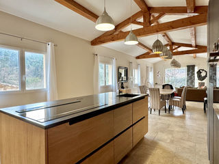  Maison � vendre 5 pi�ces 220 m�