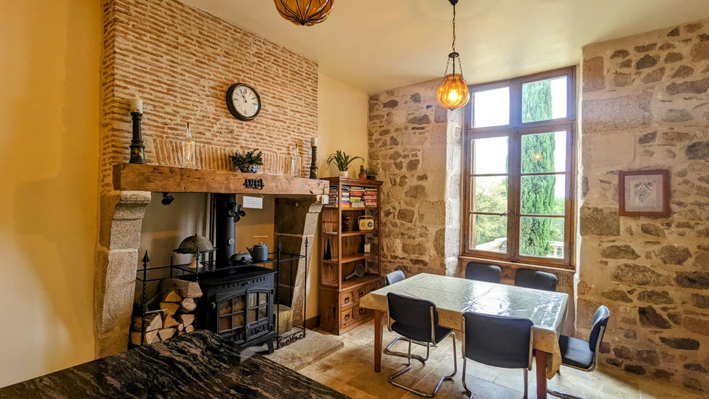 � vendre  Propri�t�/ch�teau Lesterps (16420)