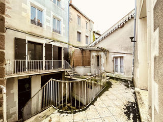  Immeuble � vendre 15 + pi�ces 358 m�