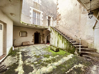  Immeuble � vendre 15 + pi�ces 358 m�