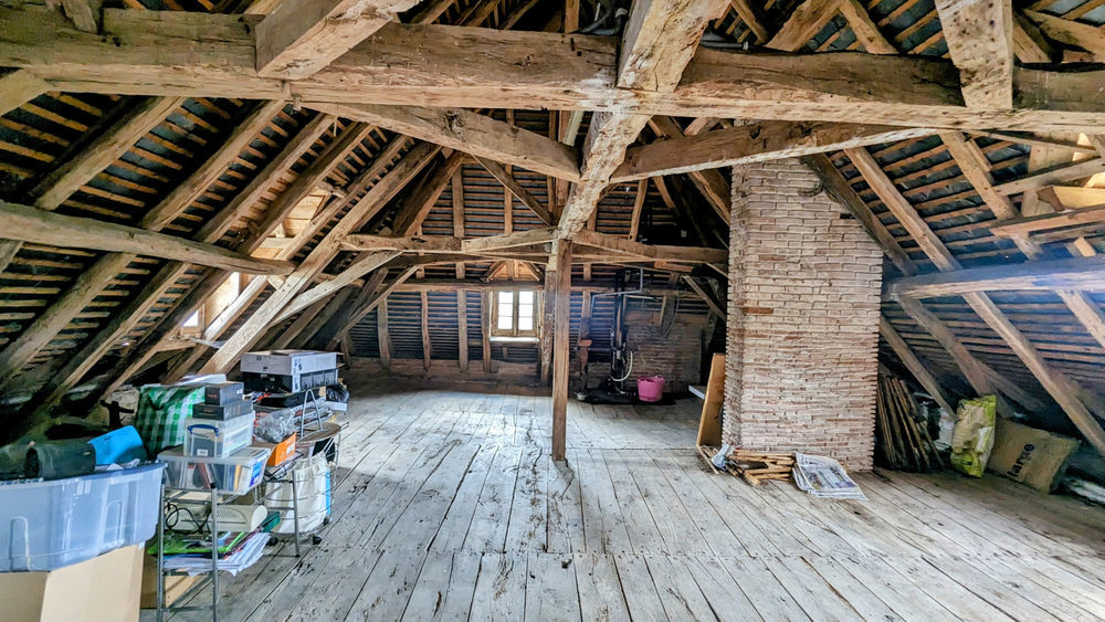 � vendre  Propri�t�/ch�teau Lesterps (16420)