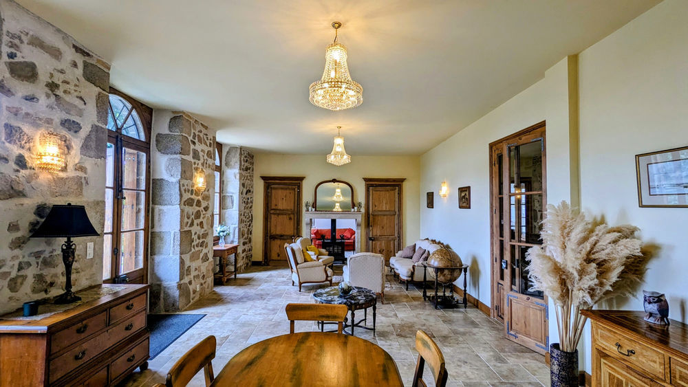 � vendre  Propri�t�/ch�teau Lesterps (16420)