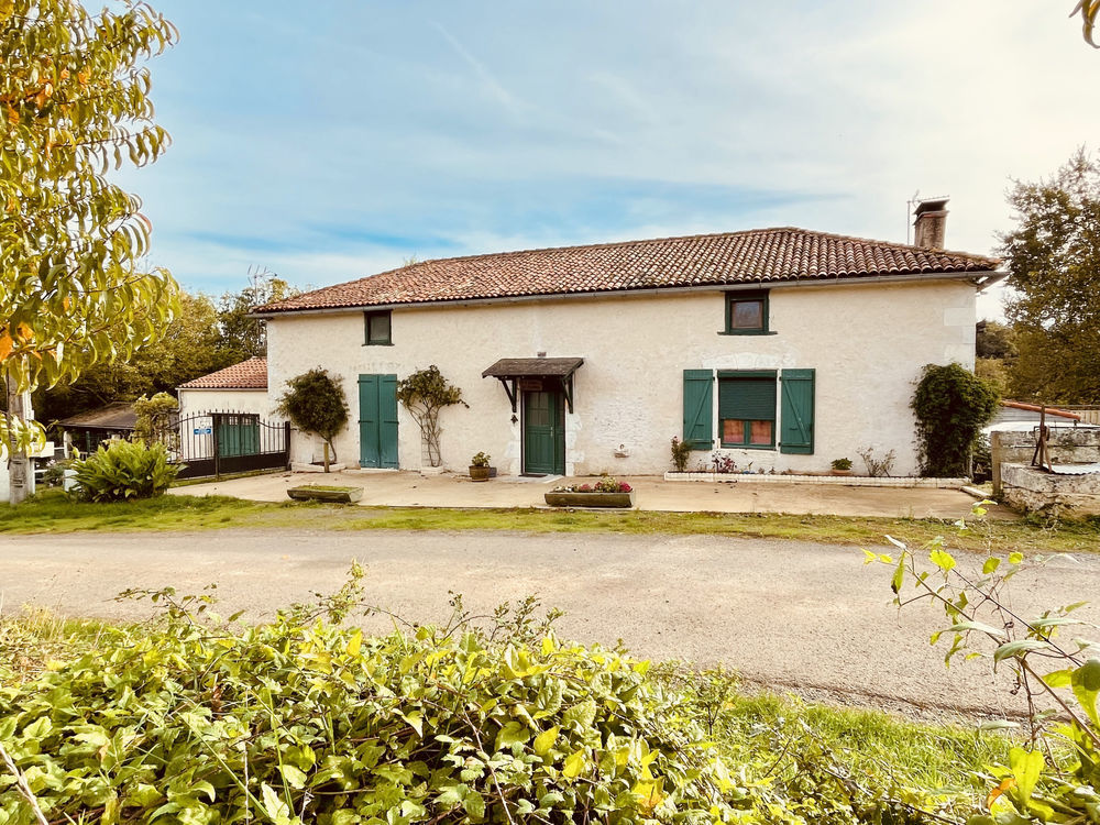 � vendre  Maison Le Vigeant (86150)