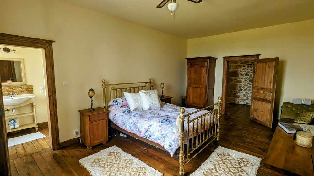 � vendre  Propri�t�/ch�teau Lesterps (16420)