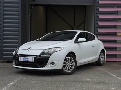 Renault M&eacute;gane Coup&eacute; 1.5 dCi - 110 CH - TomTom Live GARANTIE 12 MOIS 2012 occasion Eslettes 76710