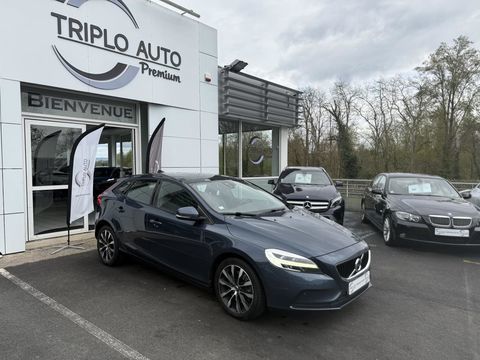 Volvo V40 D2 AdBlue - 120 - BVA Geartronic Signature Edition - TOIT PA 2019 occasion Brive-la-Gaillarde 19100
