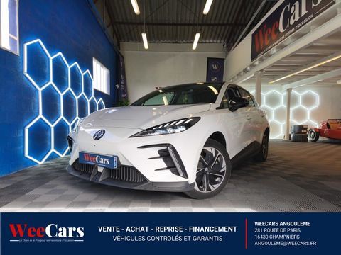MG MG4 205CH 92PPM 64KWH LUXURY BVA - GARANTIE 12 MOIS 2023 occasion Angoul&ecirc;me 16000