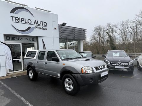 Nissan Pick-Up 2.5 Di 4x4 DOUBLE CABINE D22 ATTELAGE 2002 occasion Brive-la-Gaillarde 19100