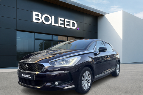 Citro&euml;n DS5 1.6 blue HDi 120 cv Be Chic toit panoramique - si&egrave;ges chauf 2017 occasion Jouars-Pontchartrain 78760