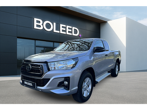 Toyota Hilux 2.4L 150 D-4D 4x4 PICK UP X-TRA CABINE LEGEND 2020 occasion Jouars-Pontchartrain 78760