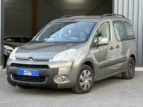 Citro&euml;n Berlingo II Combi - 1.6l HDi - 90ch - 7 places Confort Phase 2 - Gara 2014 occasion Eslettes 76710