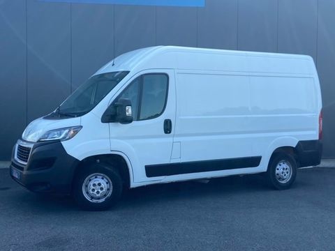 Peugeot Boxer III 330 L2H2 2.0 BlueHDi 130 Pro avec Climatisation et Regul 2019 occasion Foug&egrave;res 35300