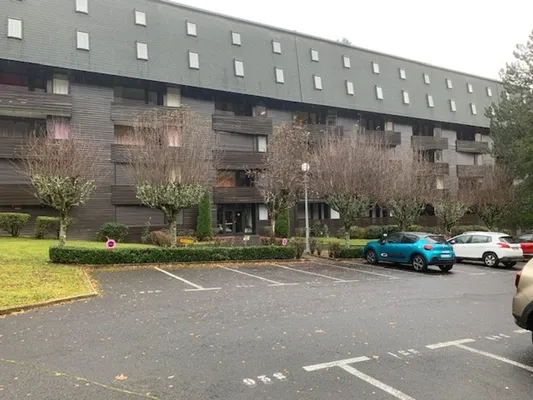   appartement 4 personnes Télévision - Balcon - place de parking en extérieur - Lave linge - Ascenseur . . . Auvergne, Mont-Dore (63240)