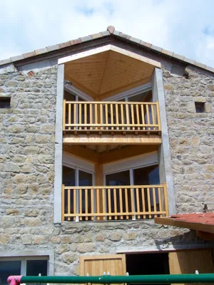   Maison pour 8 pers. avec jardin, terrasse et balcon à Colombier Télévision - Terrasse - Balcon - Vue montagne - place de parking Rhône-Alpes, Colombier (42220)