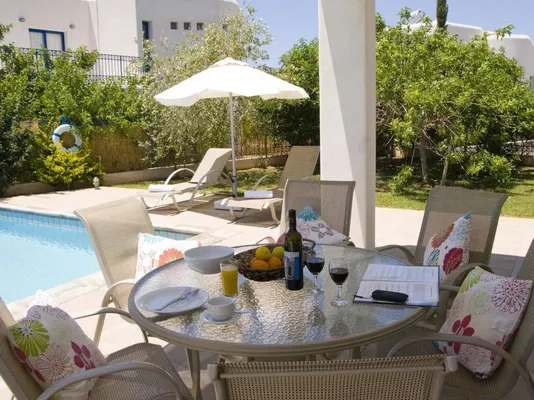   Azzurro Holiday Villas Piscine collective - Télévision - Terrasse - Balcon - place de parking en extérieur . . . Chypre, Pegeia