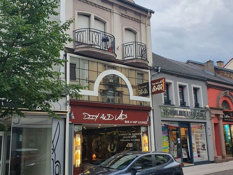 FORBACH: Immeuble, local commercial, un F3, un bureau 199500 57600 Forbach