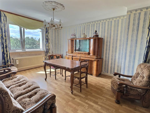   Maison de village - Laudrefang (57385) - 150.5 m2 - 4 chambres - 6 ares 39 - 118800� Maison - 7 pi�ce(s) - 150 m�