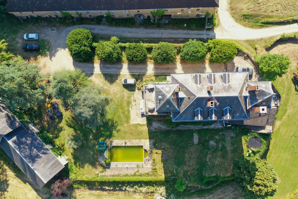 � vendre  Propri�t�/ch�teau Cr�mieu (38460)