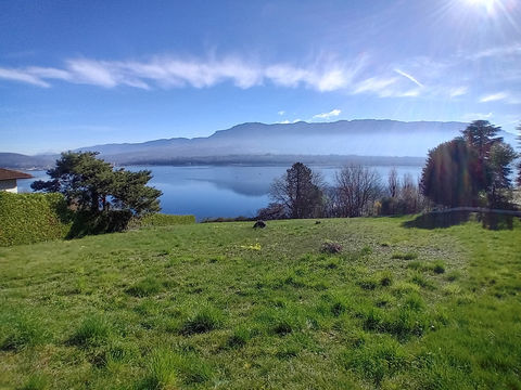   VUE IMPRENABLE SUR LE MAGNIFIQUE LAC DU BOURGET Maison - 6 pi�ce(s) - 268 m�