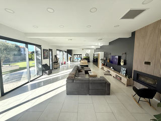  Maison � vendre 12 pi�ces 385 m�