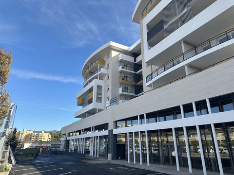 LOCAL COMMERCIAL BRUT TERRASSES DE BODICCIONE EMPLACEMENT No1 2900 20090 Ajaccio