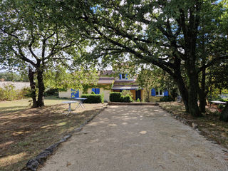  Propri�t�/ch�teau � vendre 13 pi�ces 354 m�