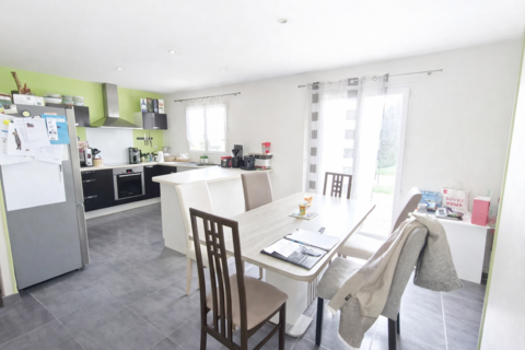   � Vendre   Maison familiale 4 chambres � 5 minutes de Couzeix Maison - 5 pi�ce(s) - 105 m�