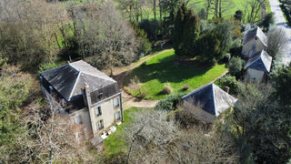  Propri�t�/ch�teau � vendre 15 + pi�ces 380 m�