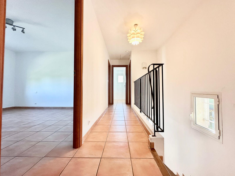 � vendre  Maison Solli�s-Pont (83210)