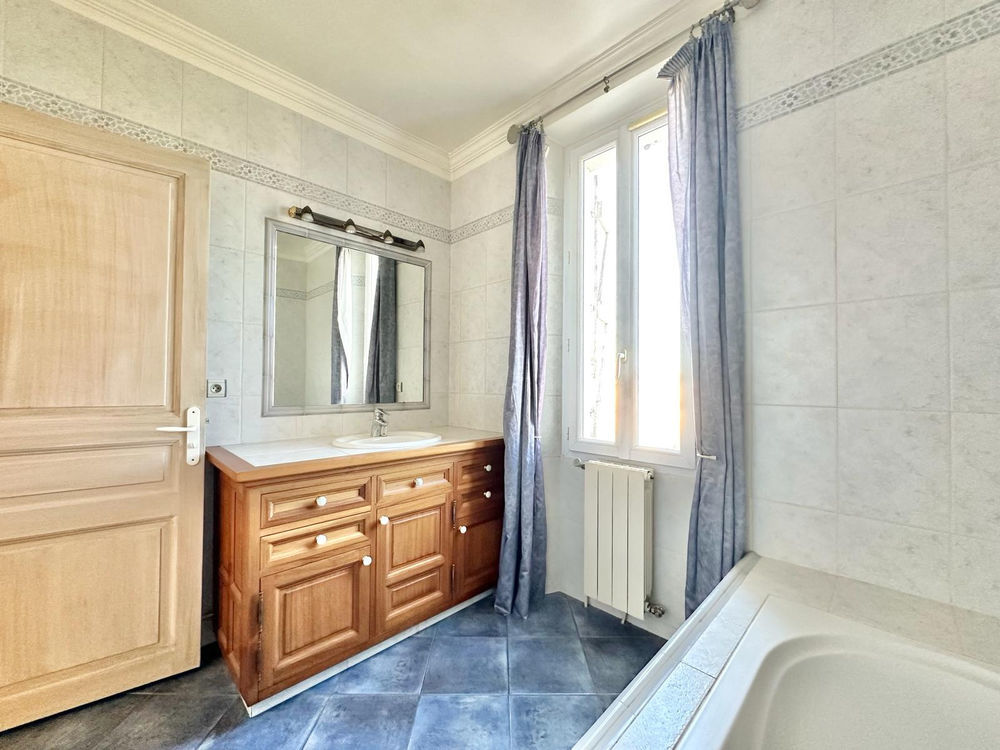 � vendre  Maison La Farl�de (83210)