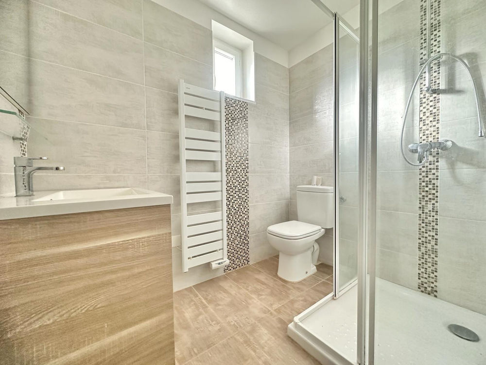 � vendre  Maison La Farl�de (83210)