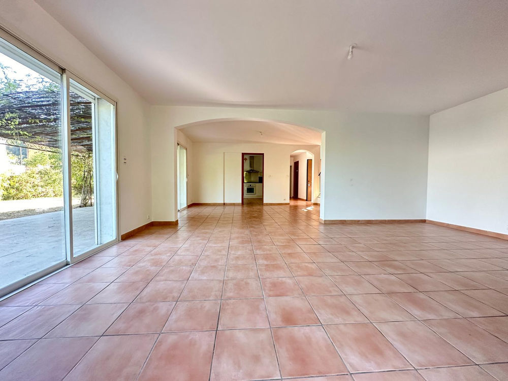 � vendre  Maison Solli�s-Pont (83210)