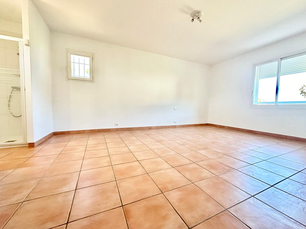 � vendre  Maison Solli�s-Pont (83210)