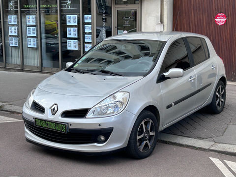 Renault Clio III Clio 1.6 16V 110 Dynamique Proactive A 2007 occasion Versailles 78000