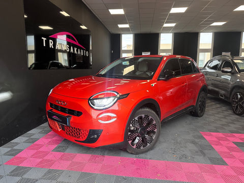 Fiat 600 e 54 kWh 156 ch La Prima 2024 occasion Saint Laurent du Var 06700