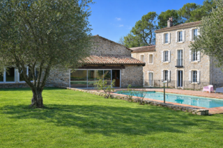  Maison � vendre 8 pi�ces 231 m�