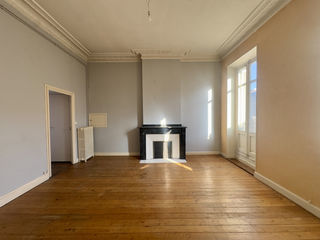  Appartement � vendre 4 pi�ces 130 m�