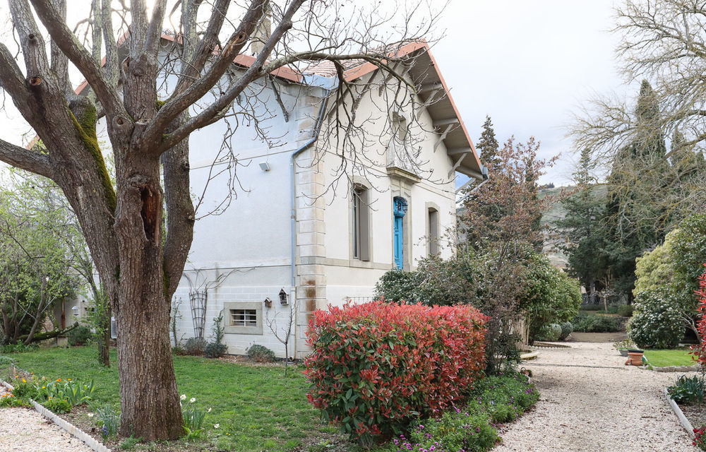 � vendre  Propri�t�/ch�teau Carcassonne (11000)