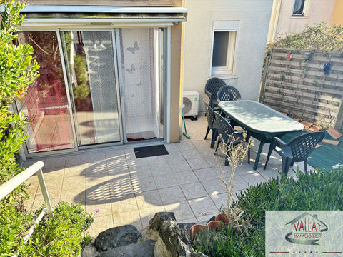   AU SEIN D'UNE RESIDENCE SECURISEE AVEC PISCINE ! - LOCATION MEUBLEE Appartement - 2 pi�ce(s) - 29 m�