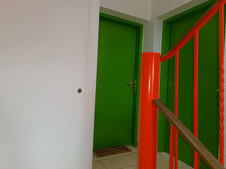  Immeuble � vendre 8 pi�ces 250 m�