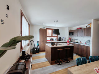  Maison � vendre 4 pi�ces 234 m�