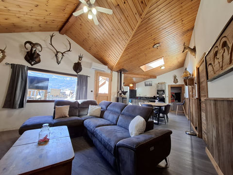   Appartement 106 m2 5 pieces avec vue d�gag�e Appartement - 4 pi�ce(s) - 105 m�