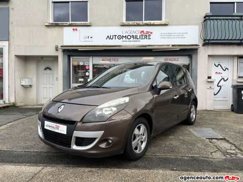 Renault Sc&eacute;nic III 1.6 DCI 130cv Dynamique - Cha&icirc;ne de distribution 2011 occasion Saint-Barth&eacute;lemy-d'Anjou 49124
