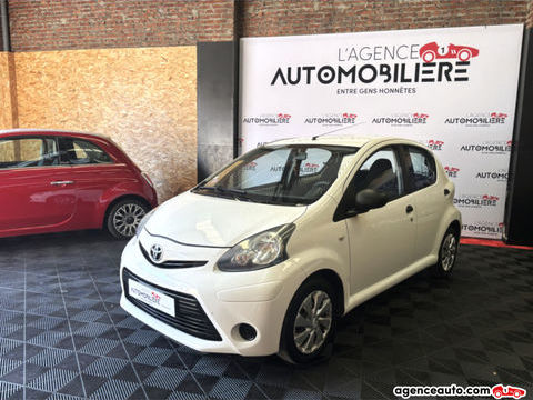 Toyota Aygo 1.0 VTII 5 portes finition Active 2012 occasion Dunkerque 59640