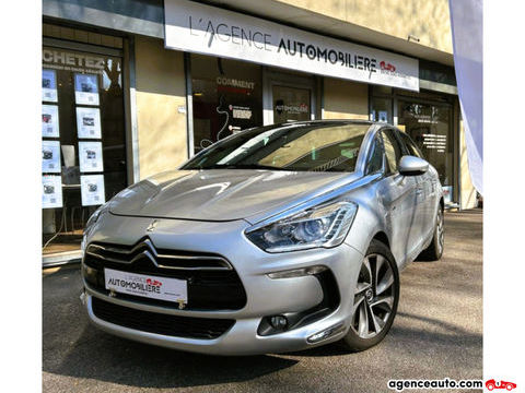 Citro&euml;n DS5 HYBRID4 SO CHIC ETG6 *HISTORIQUE D'ENTRETIEN COMPLET* 2012 occasion Chaville 92370